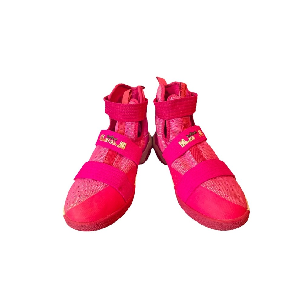 Nike Lebron Pink Breast Cancer Sneakers Size 6Y Rare Soldier 10‎